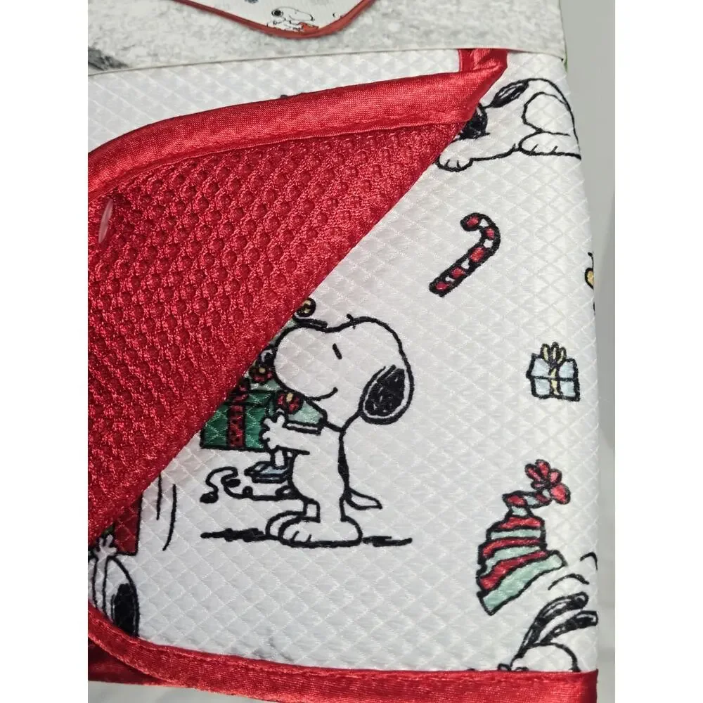 PEANUTS Snoopy Dish Drying Mat Gray 16”x18” Christmas Woodstock Bowl Candy New